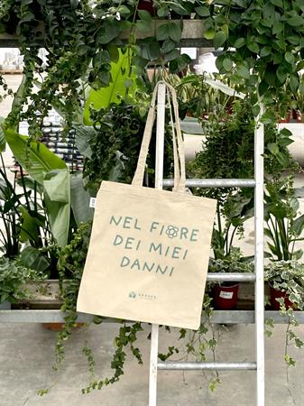 Shopper nel fiore dei miei danni